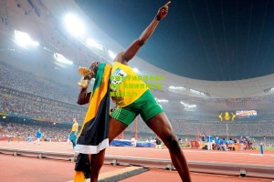 中国女子泳队混合接力摘铜 美国破世界纪录展现统治力