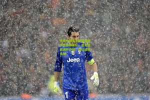 传奇中场克罗斯宣布退出德国国家队，曾寄望欧洲杯夺冠，却以遗憾告别